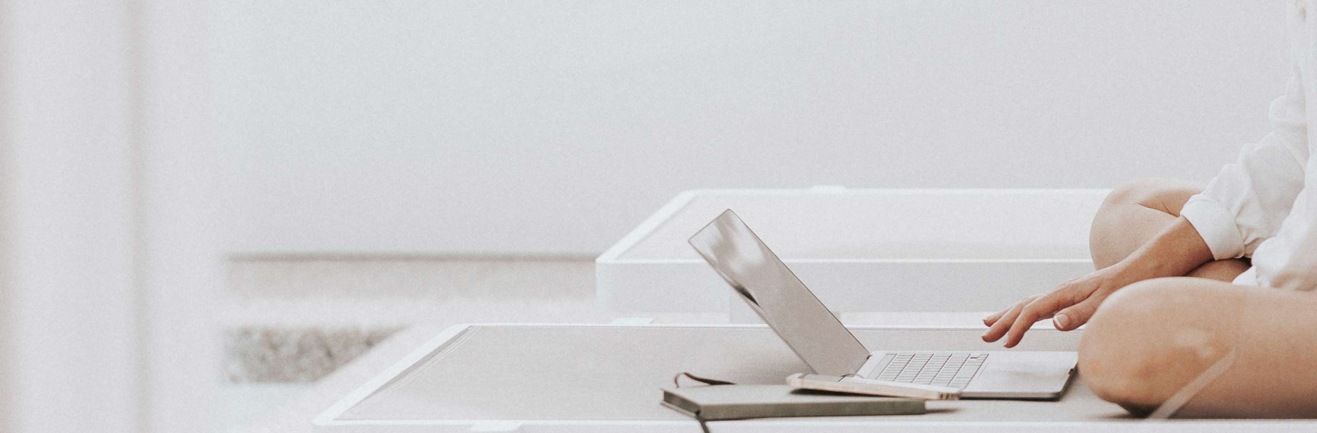 Dawson-Digital-Google-Ads-specialist-laptop-white-space
